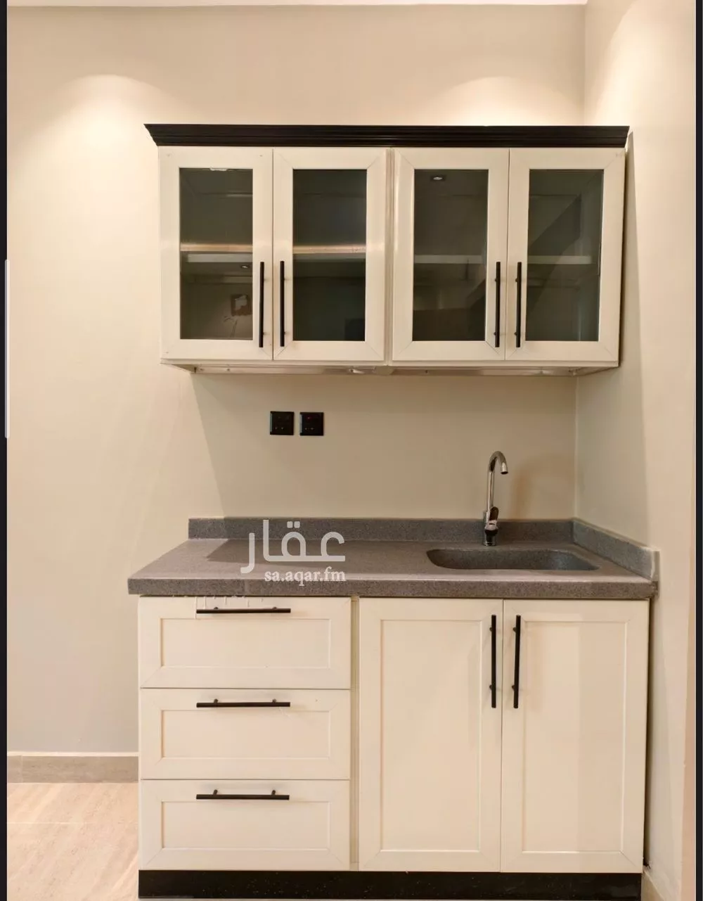 شقة 1 غرف في المروج 4