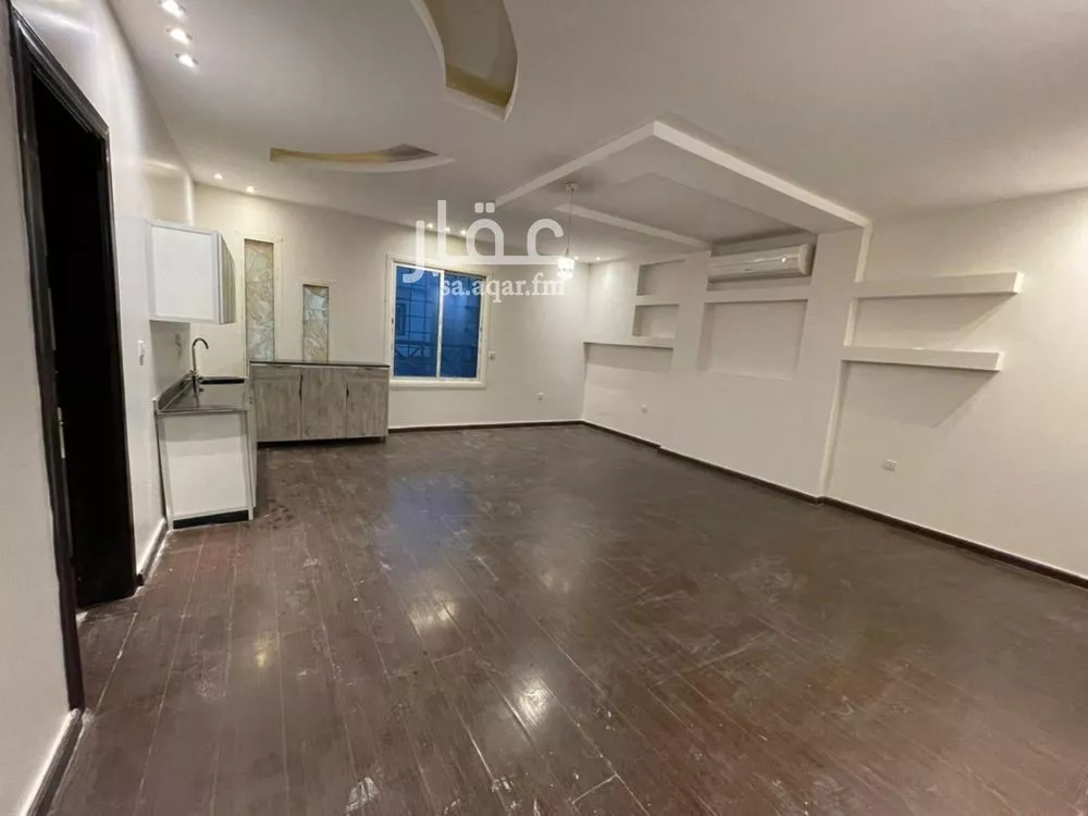 فيلا 7 غرف في الياسمين 1