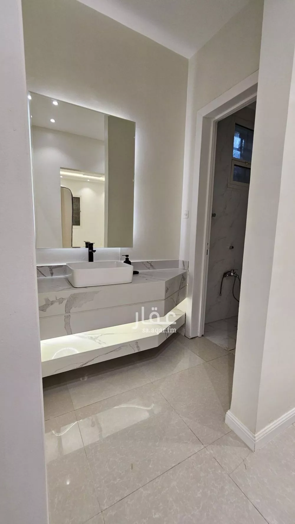 فيلا 12 غرف في الرمال 4