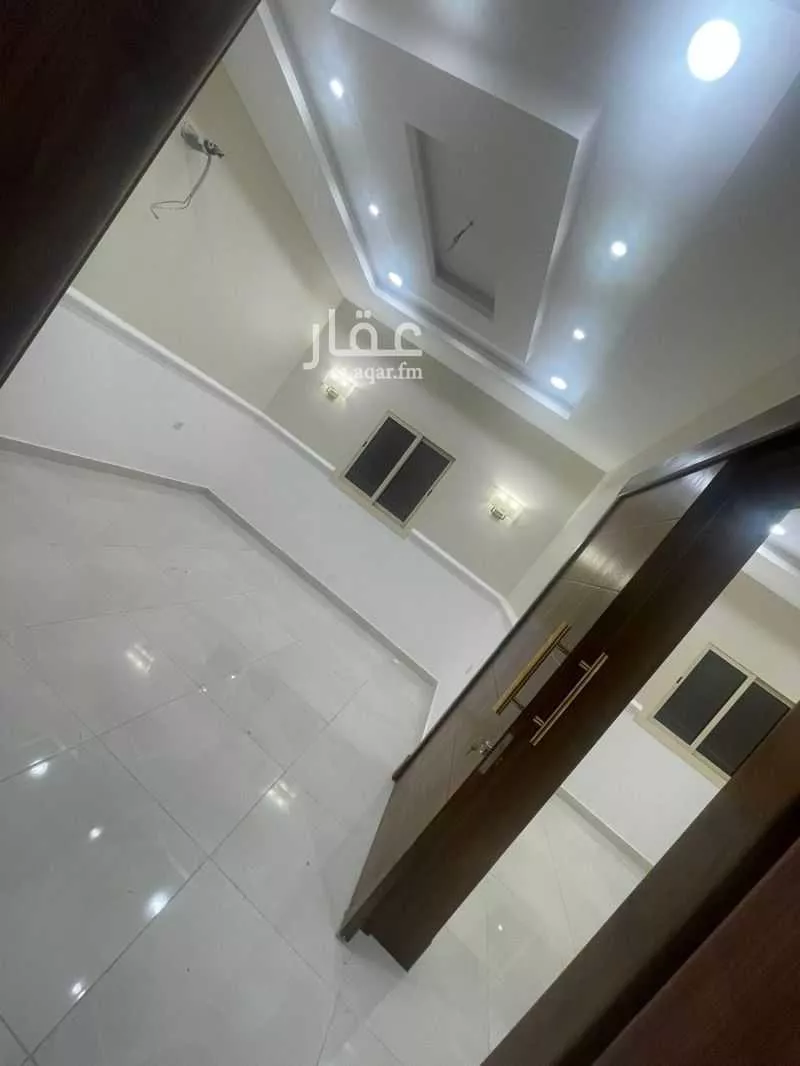 4 bedroom apartment in Al Nuzhah, Jeddah 5