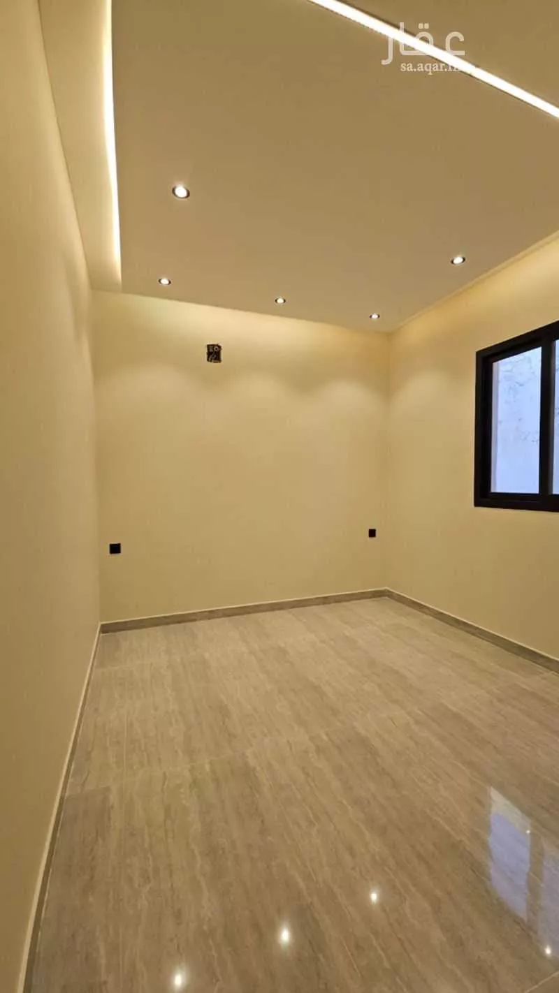 فيلا 6 غرف في العريجاء الغربية 3