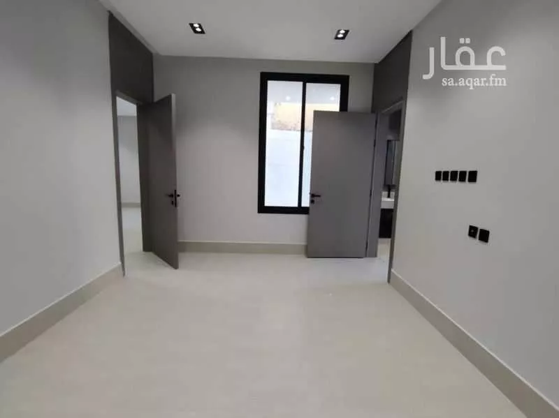 فيلا 6 غرف في العريجاء الغربية 2