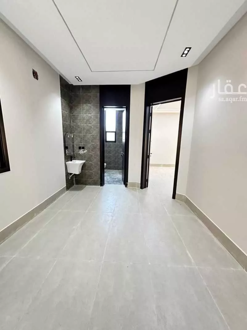 فيلا 6 غرف في العريجاء الغربية 5