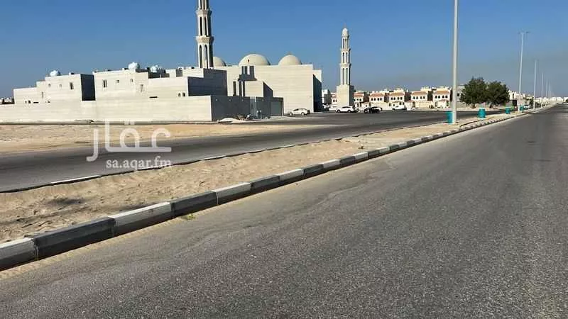 أرض 875 م² في الشراع 2