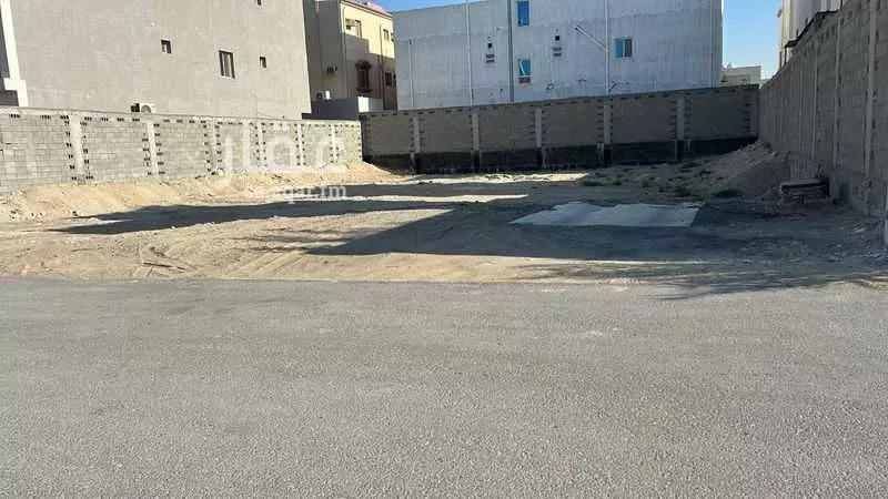 أرض 875 م² في الشراع 3