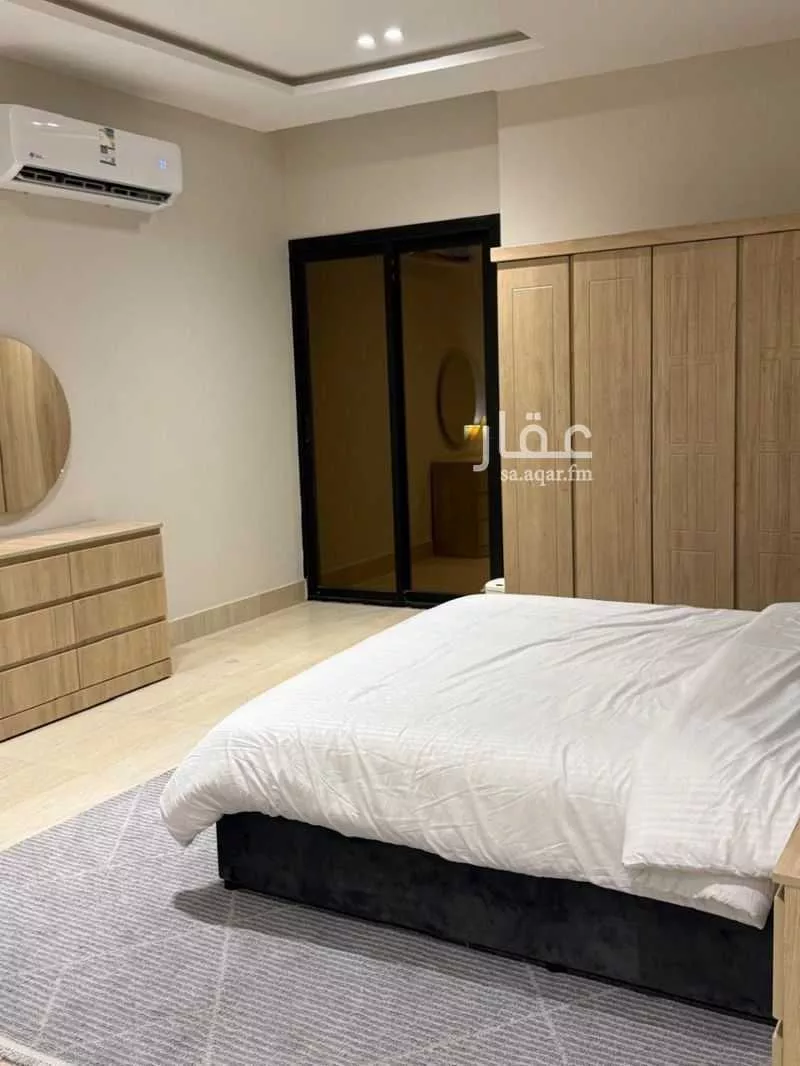 شقة 4 غرف في الحمرا 3