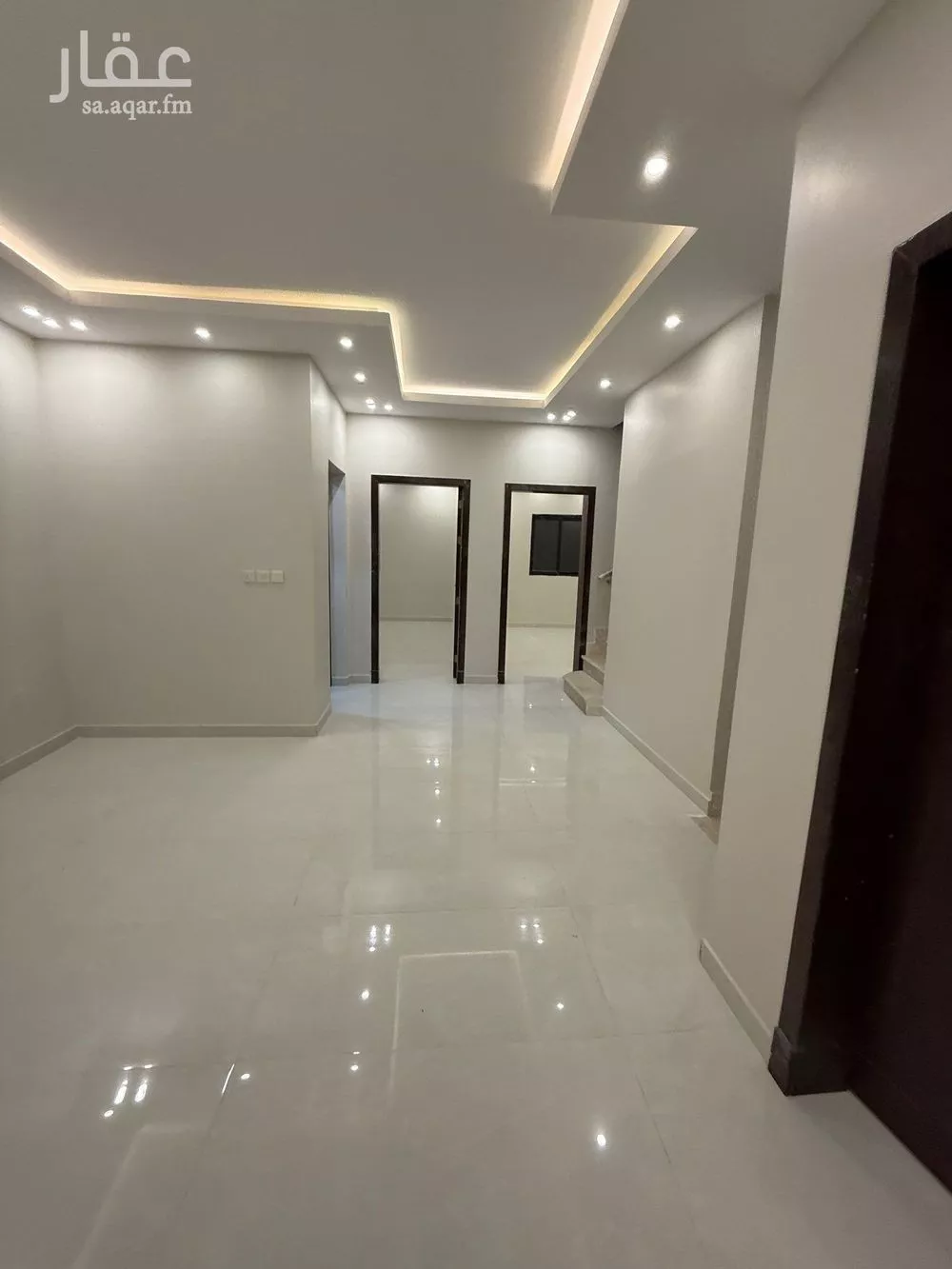 فيلا 8 غرف في الأمل 4