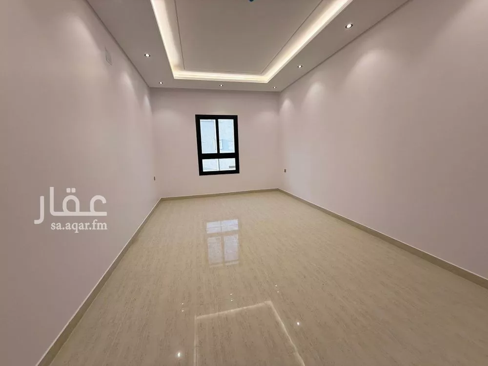 4 bedroom apartment in Okaz, Riyadh 8