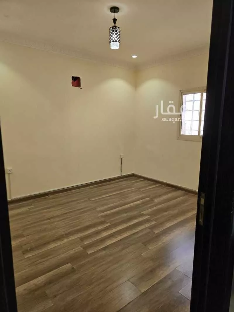 3 bedroom floor in Al Munsiyah 5