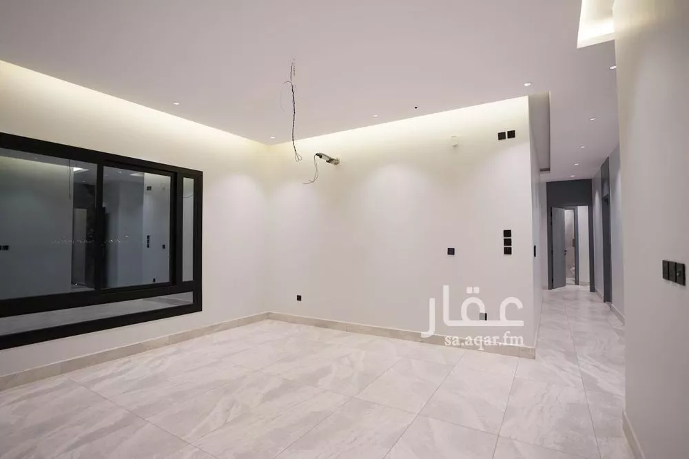 4 bedroom apartment in Al Marwa 1