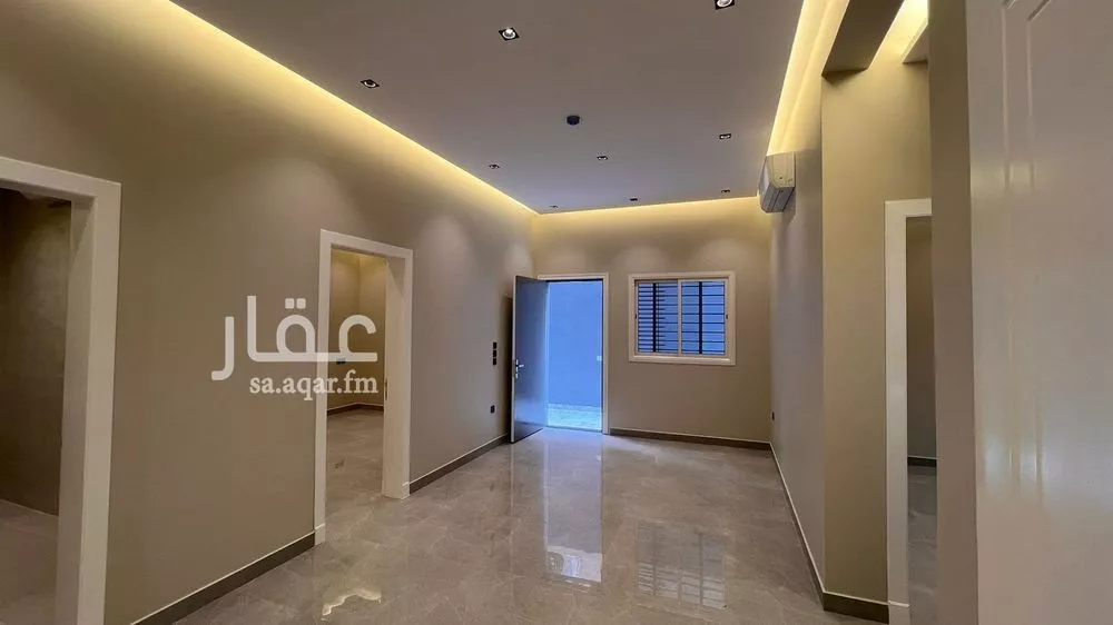 عمارة 891 م² في العارض 2