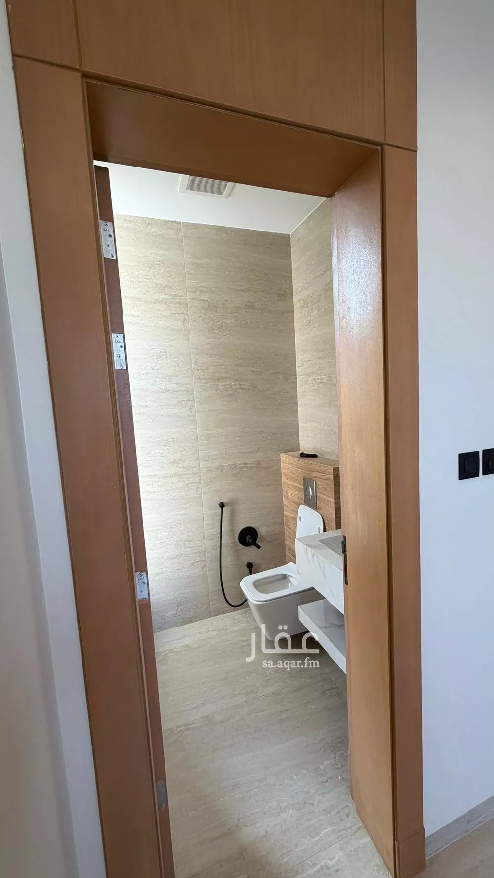 28 bedroom building in Al Aridh, Riyadh 25