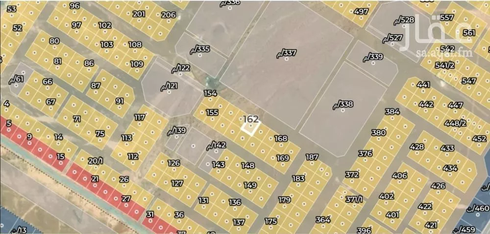 أرض 709 م² في بنبان 1