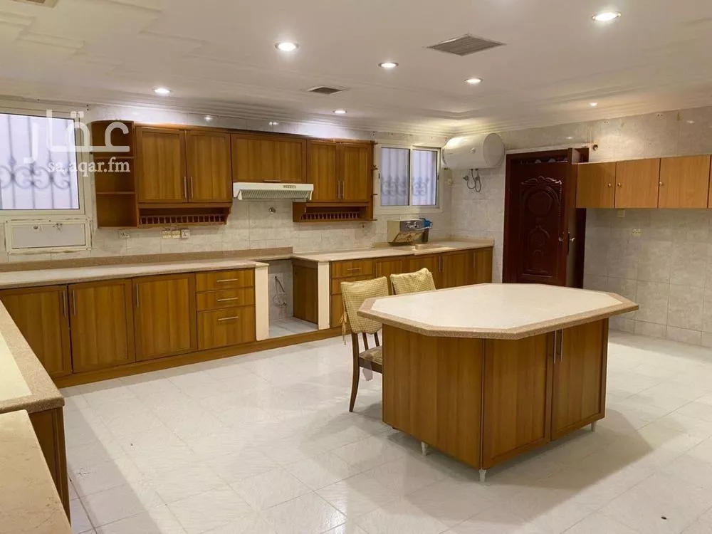 land in At Taawon, Riyadh 10