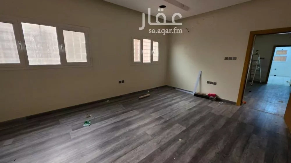 3 bedroom floor in Al Maseef 4