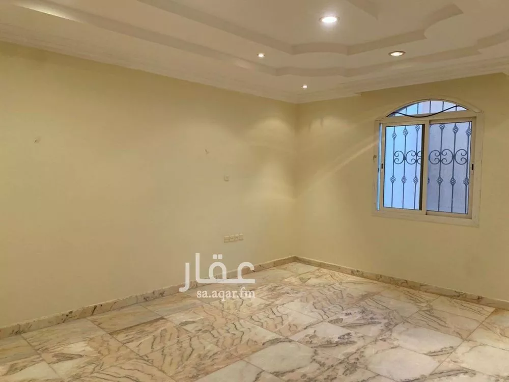 land in At Taawon, Riyadh 14