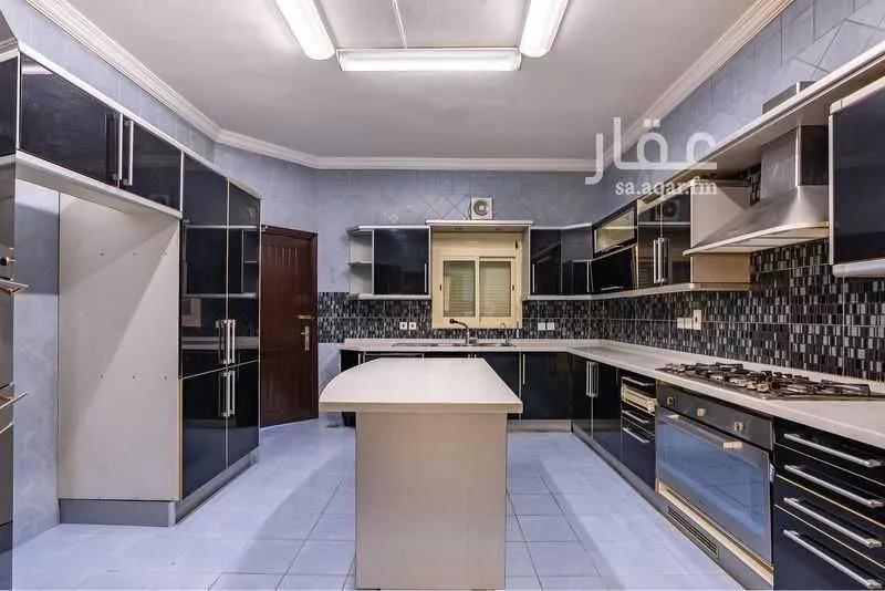 6 bedroom villa in Al Khalidiyyah, Jeddah 8