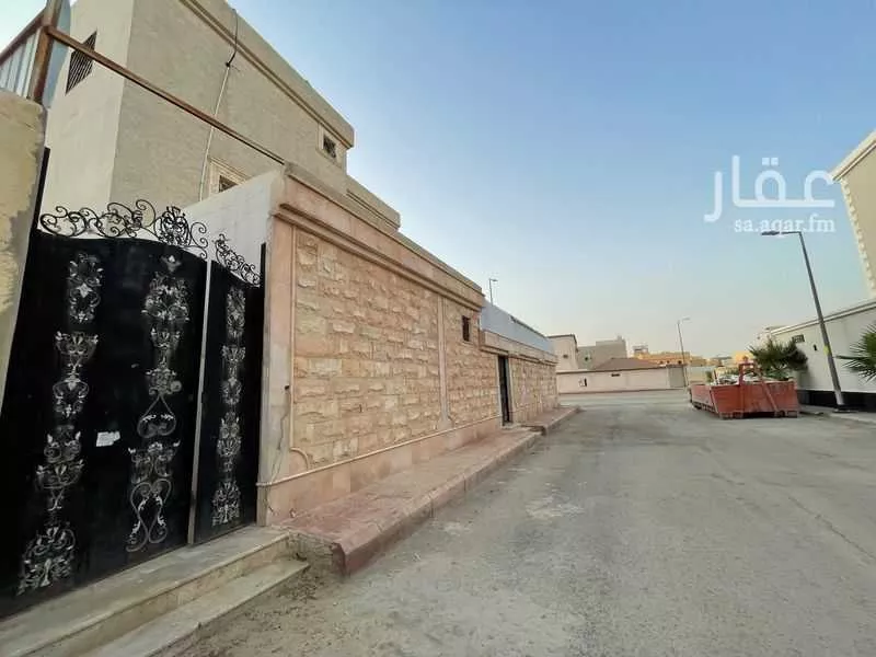 14 bedroom apartment in Al Haeer 4