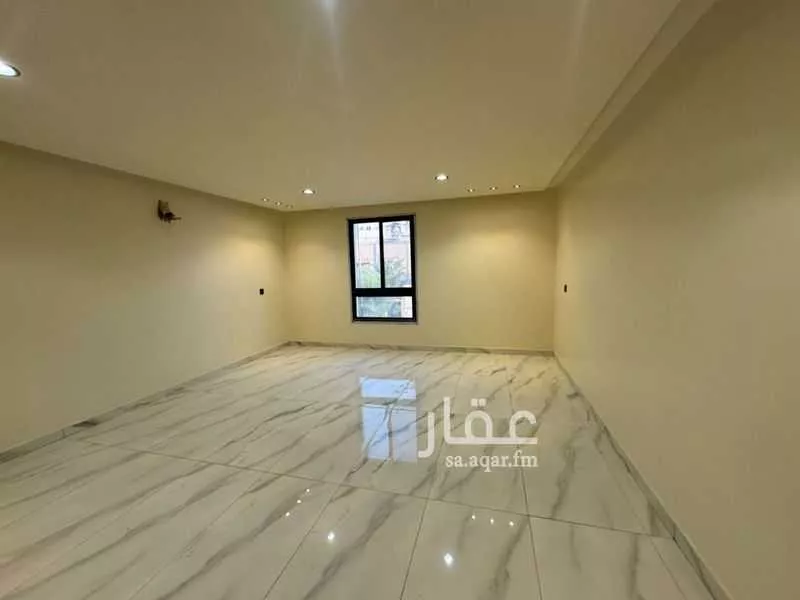 6 bedroom apartment in Al Jalawiyah 1
