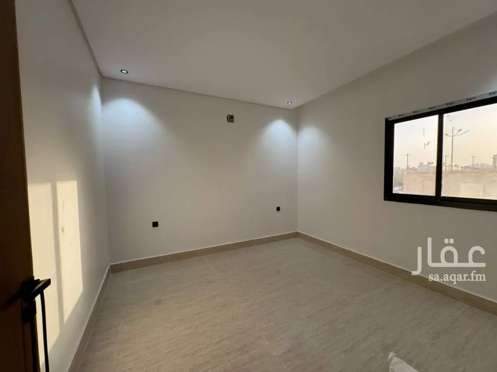 دوبلكس 6 غرف في طويق 4