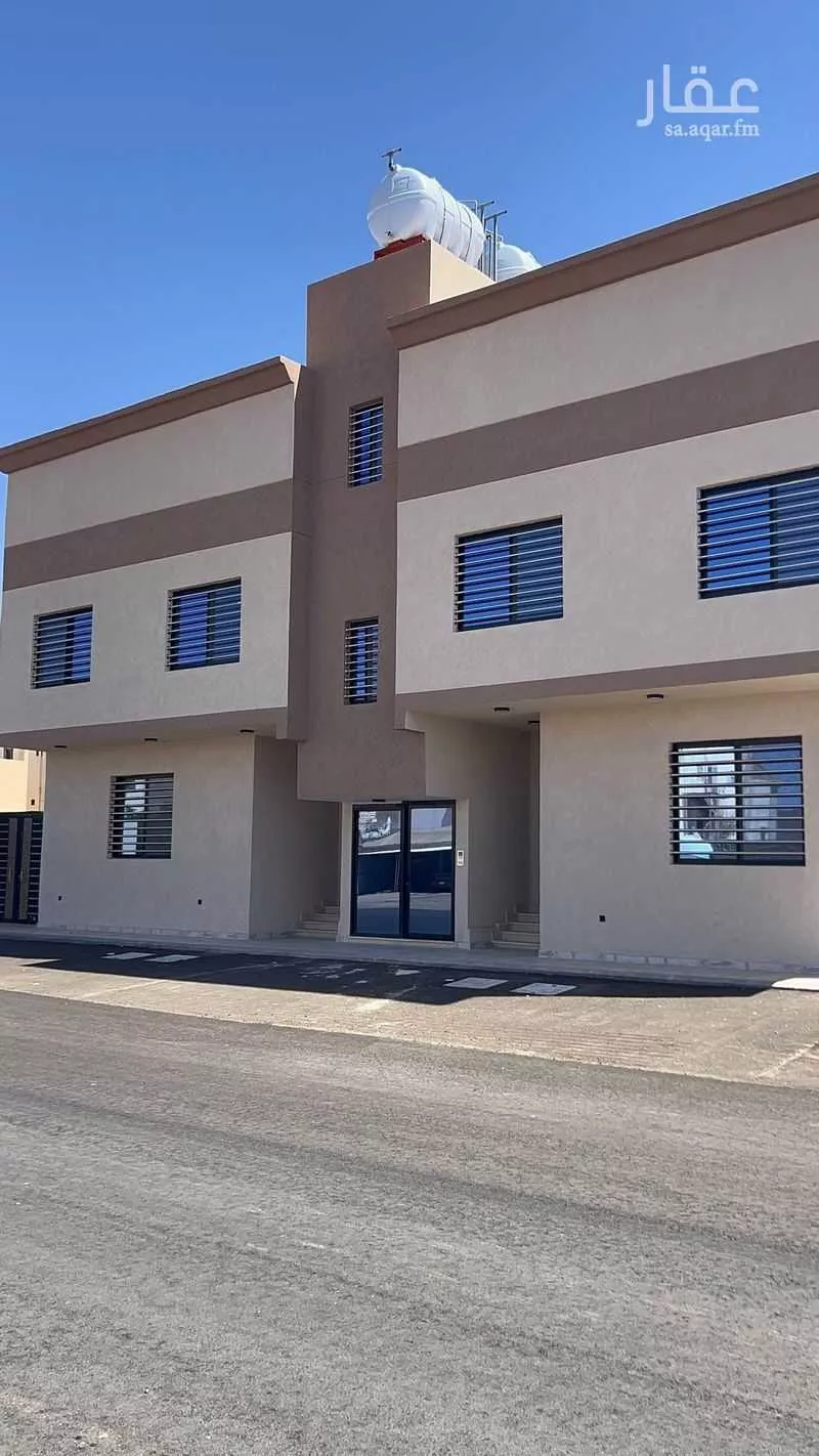 عمارة 600 م² في المطار 4