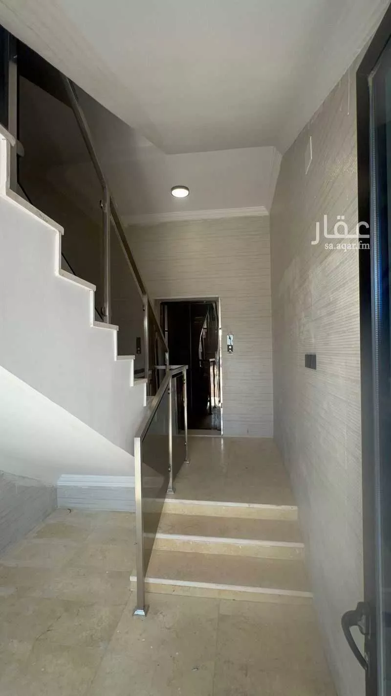 عمارة 600 م² في المطار 3