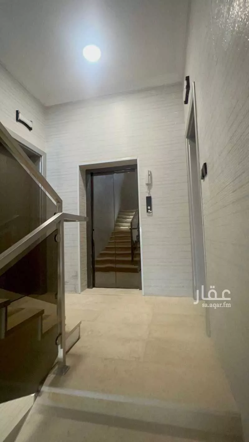 عمارة 600 م² في المطار 1