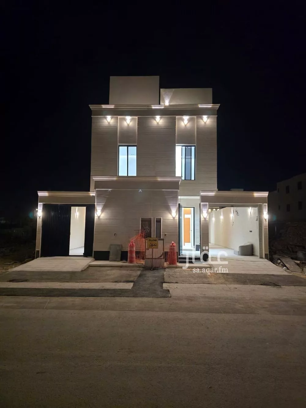 7 bedroom villa in Al Janadriyah 4