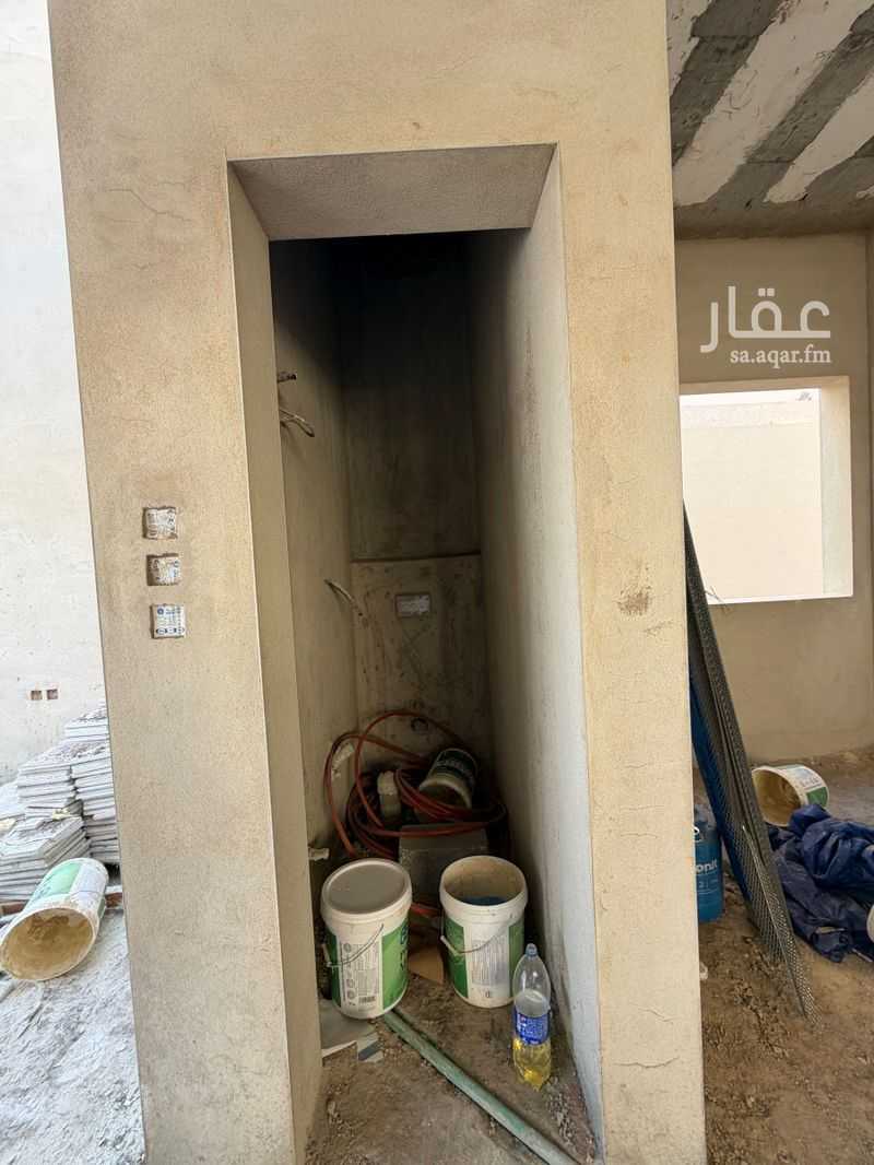 shop in Laban, Riyadh 13