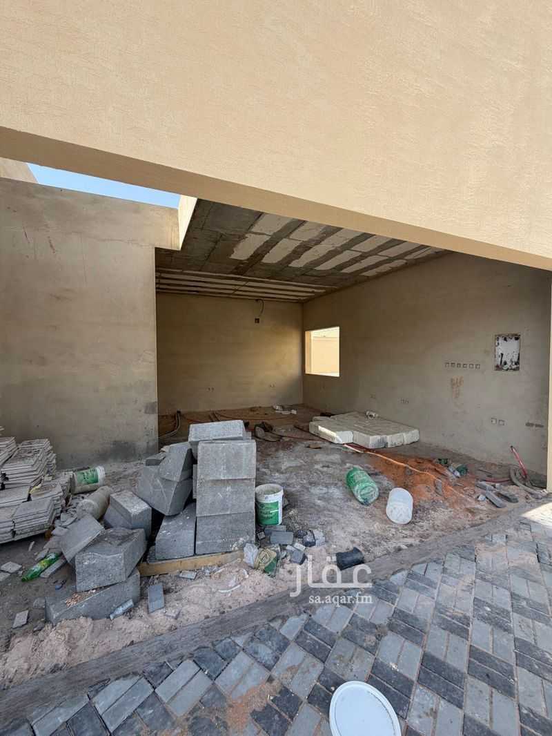 shop in Laban, Riyadh 12