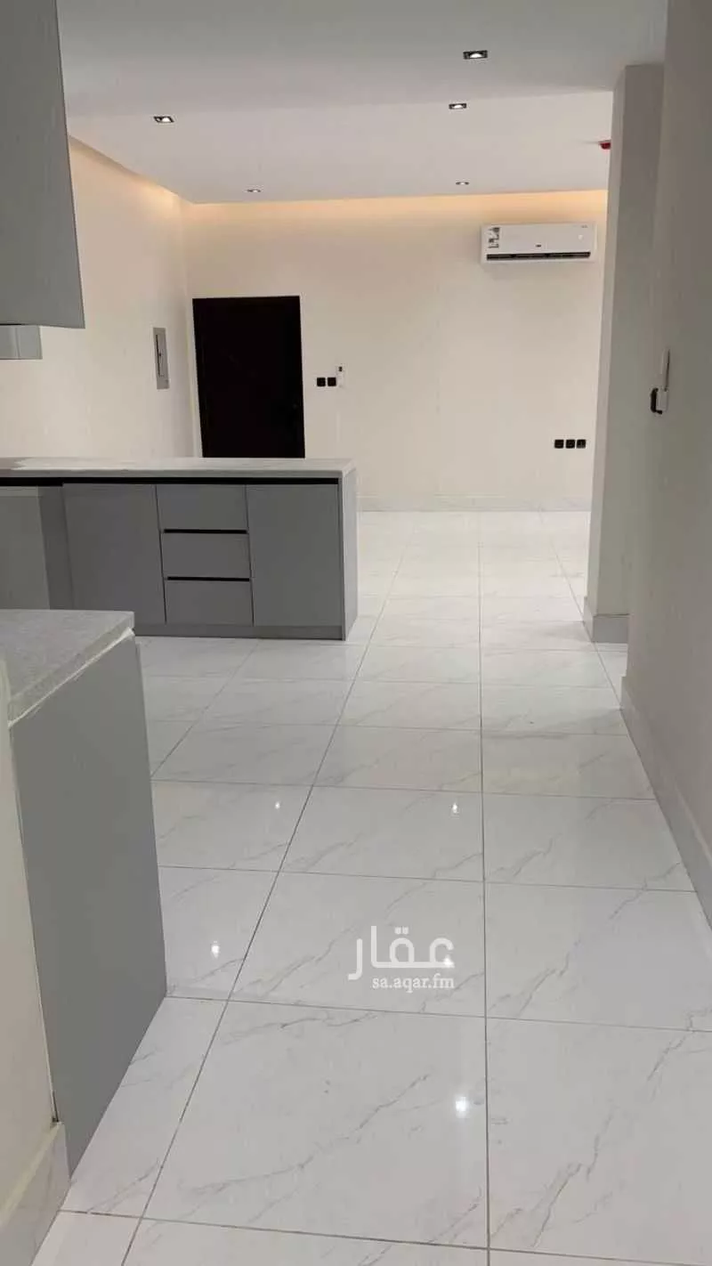 شقة 3 غرف في الحمرا 4