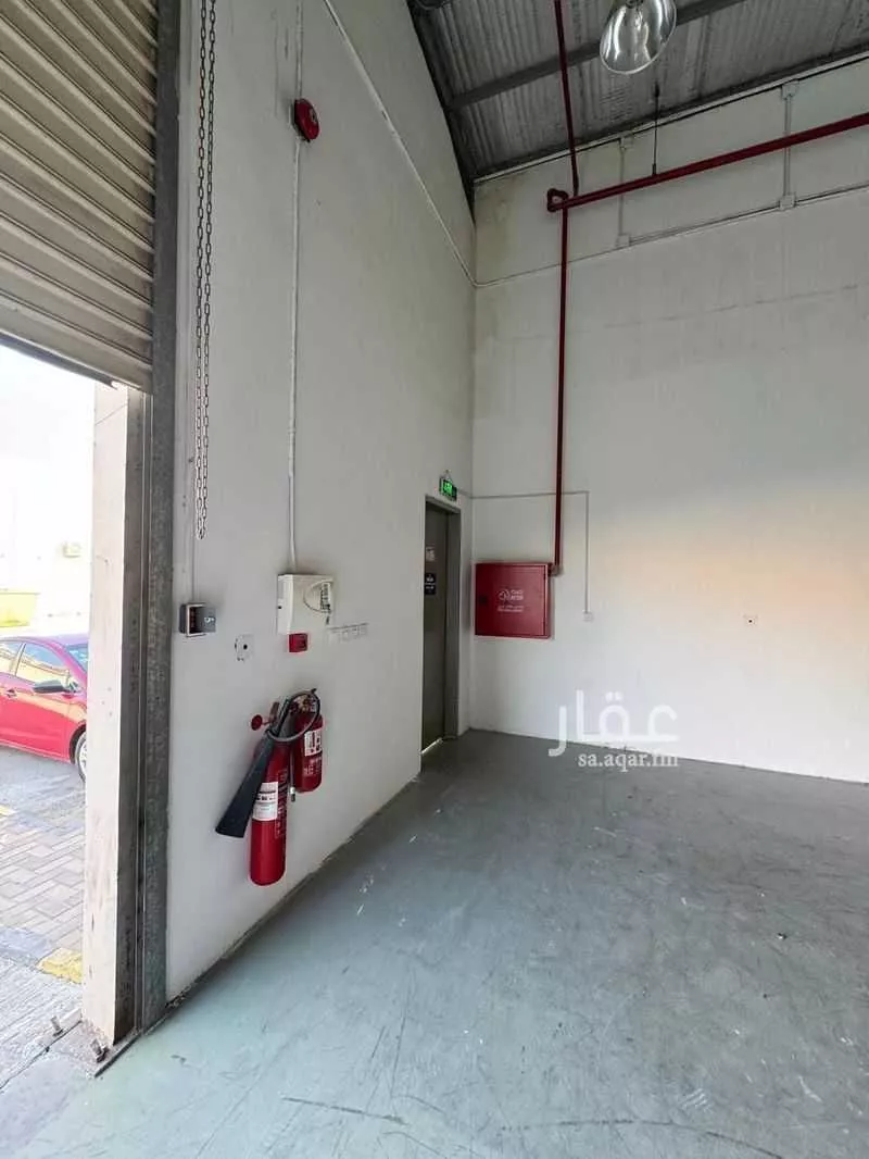 warehouse in Ibn Sina, Eastern Province 4