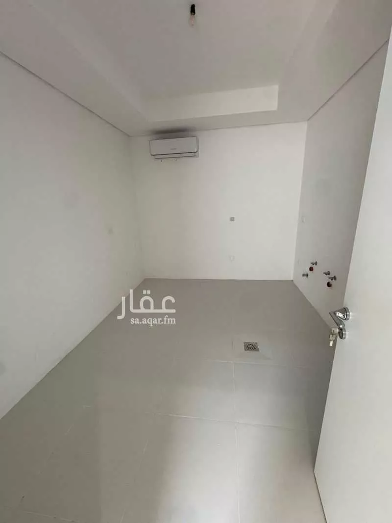 4 bedroom villa in Al Farouq, Riyadh 10