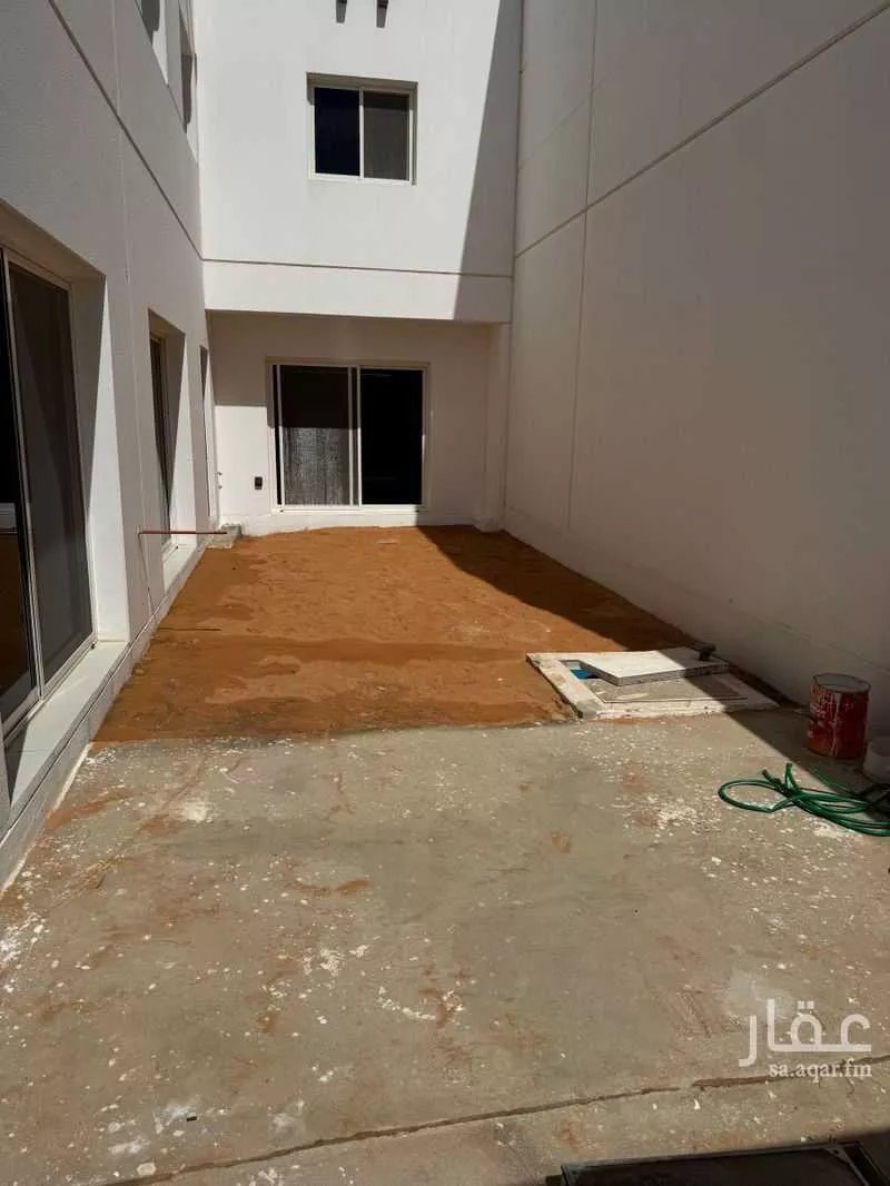 4 bedroom villa in Al Farouq, Riyadh 2