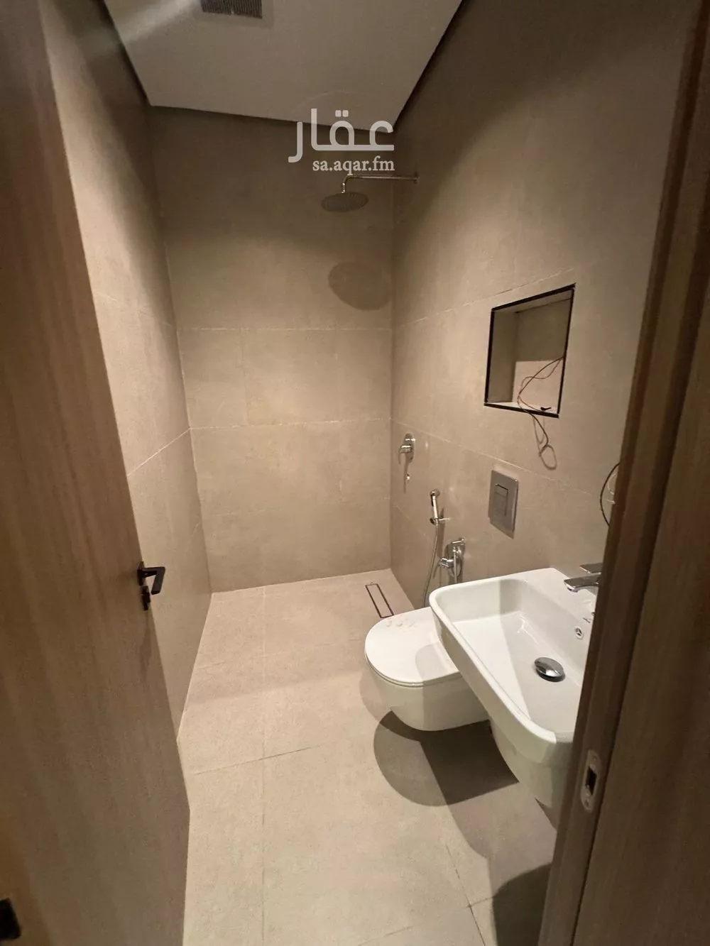 4 bedroom apartment in Al Rimal, Riyadh 14