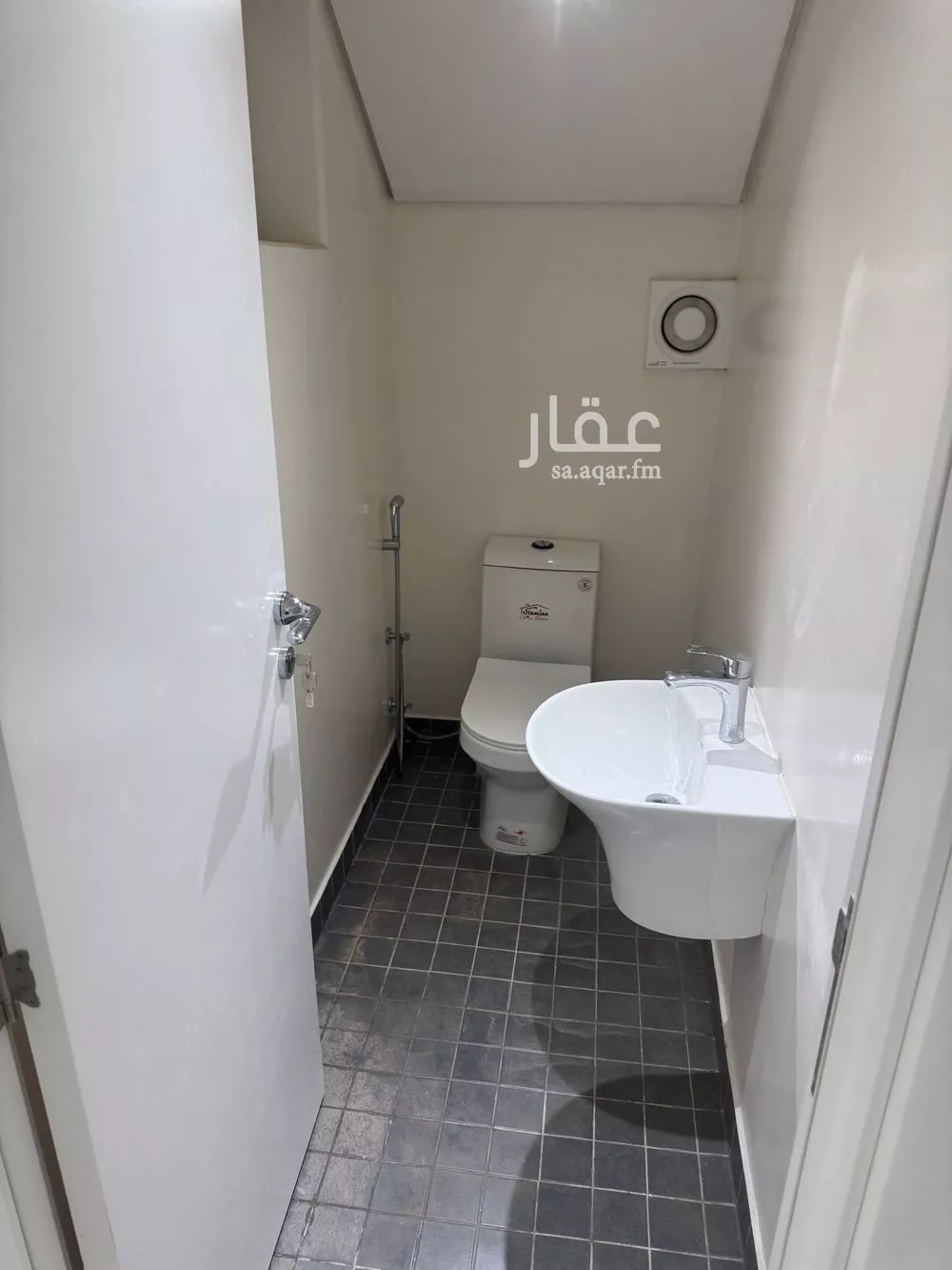 5 bedroom villa in Al Farouq, Riyadh 8