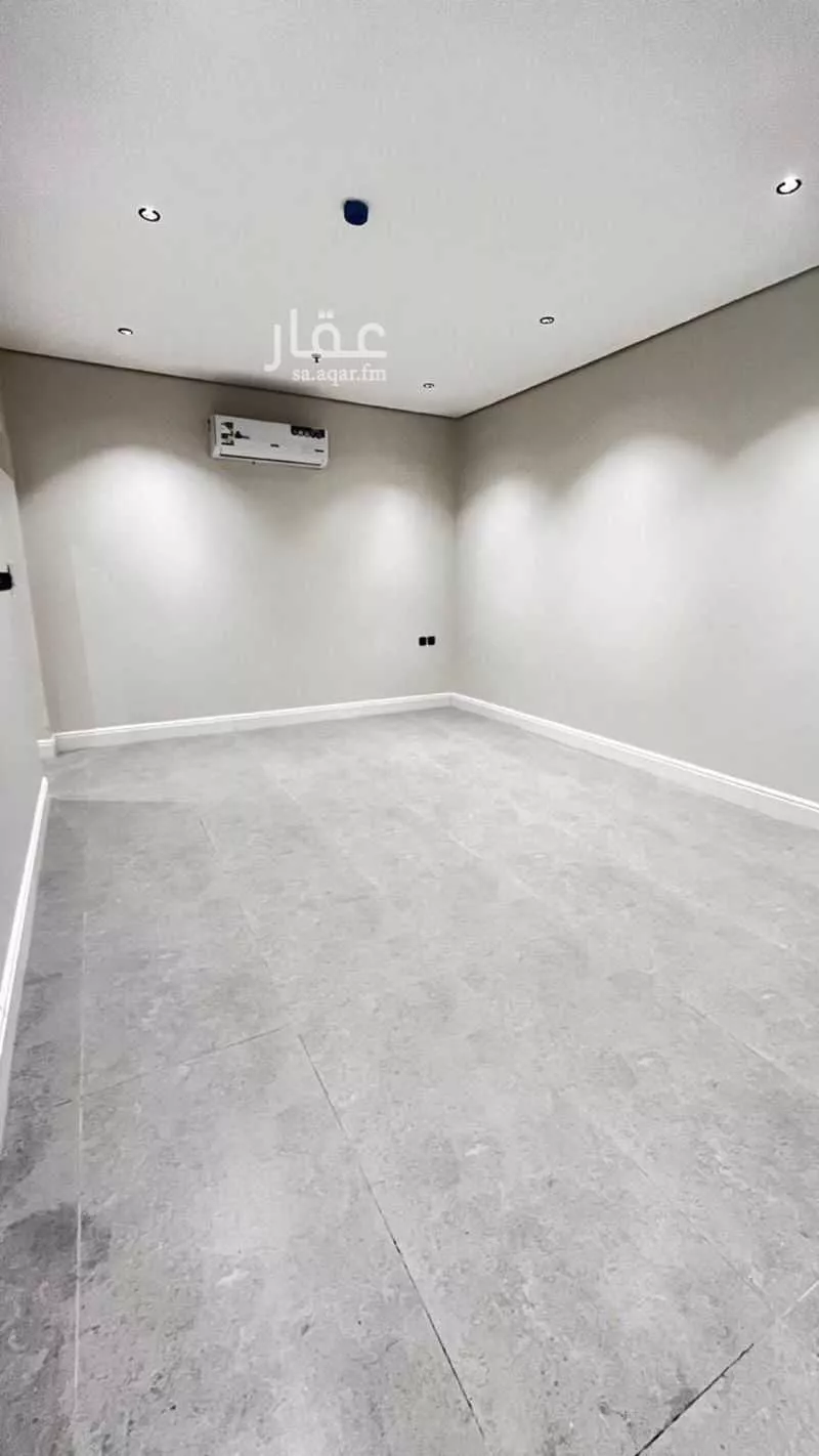 شقة 3 غرف في الرمال 5