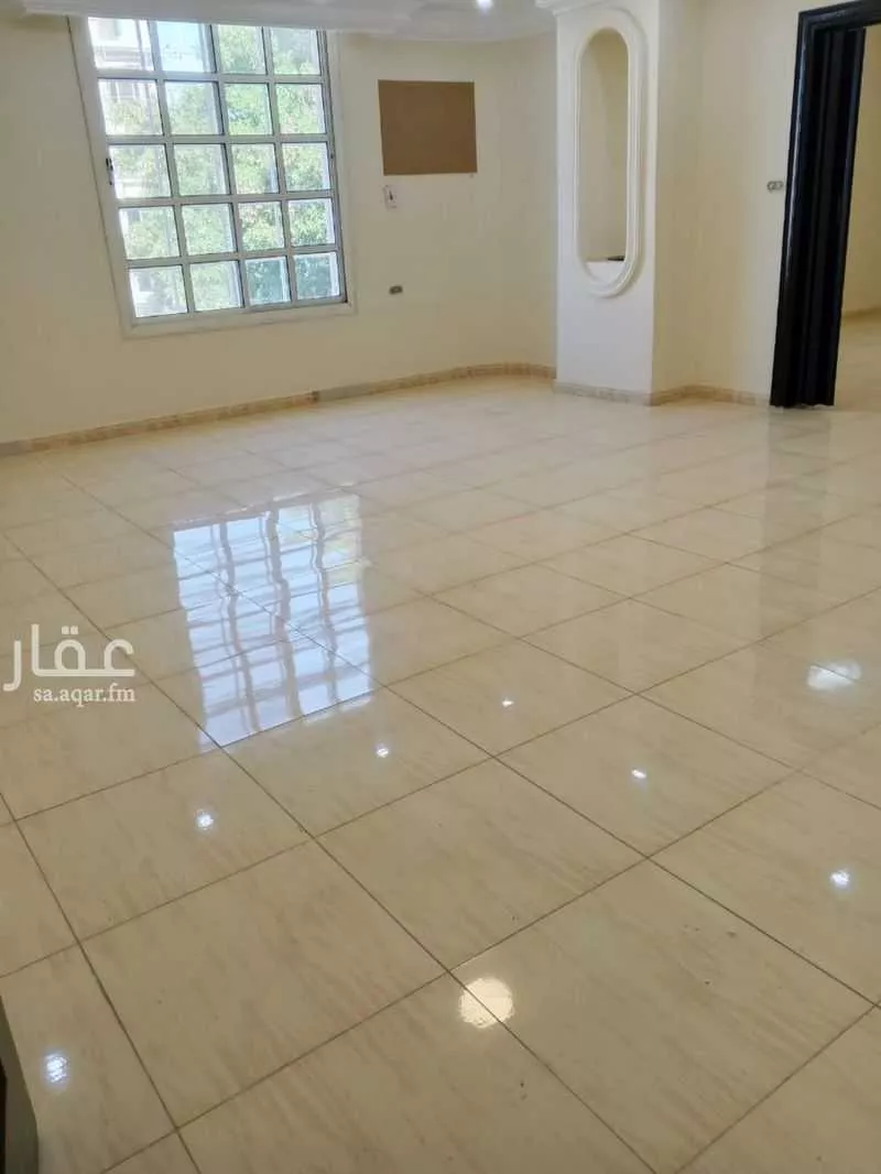 شقة 5 غرف في الصفا 1