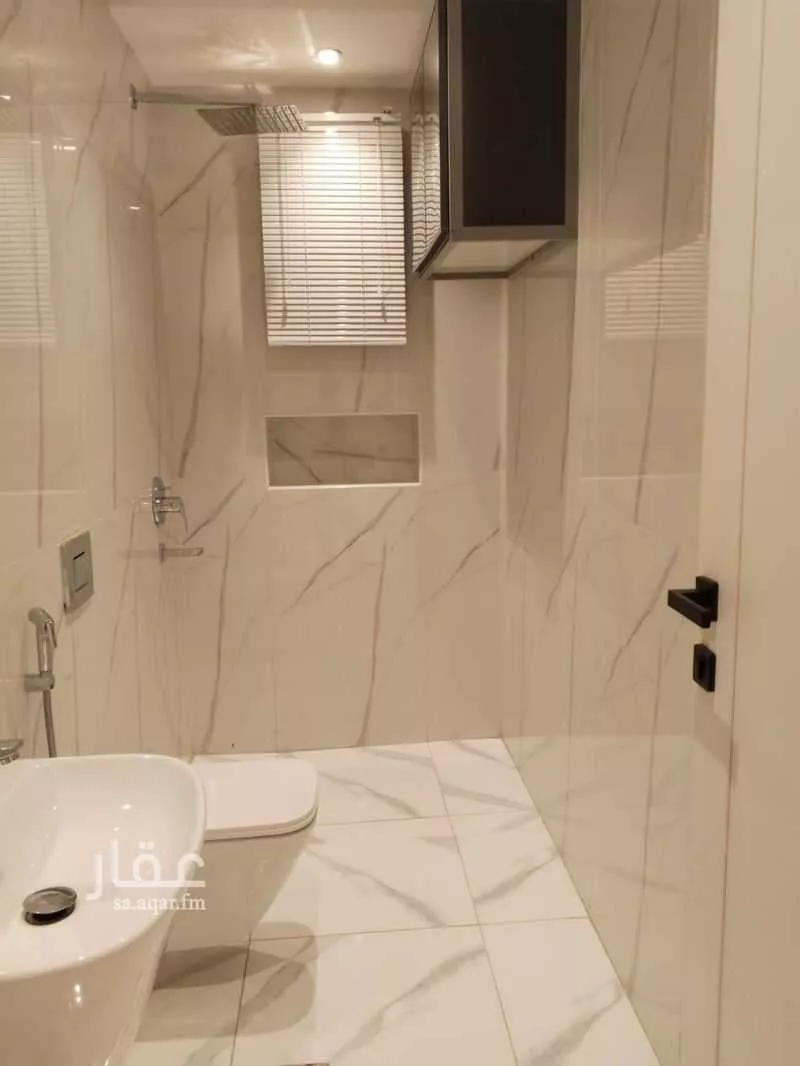 3 bedroom apartment in Al Wahah, Jeddah 10