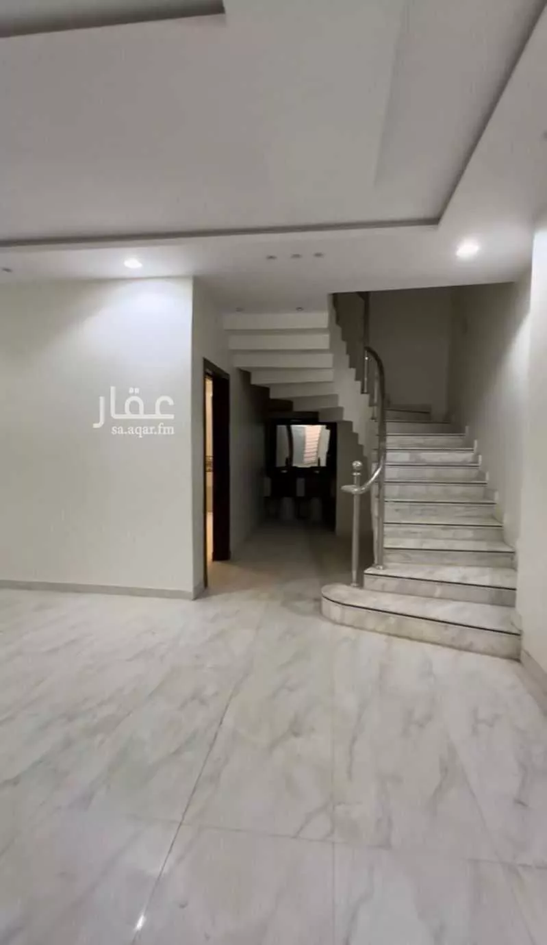 5 bedroom villa in Dhahrat Namar, Riyadh 7