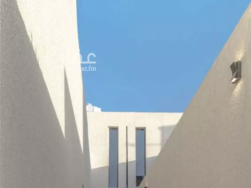 3 bedroom villa in Al Janadriyah, Riyadh 17