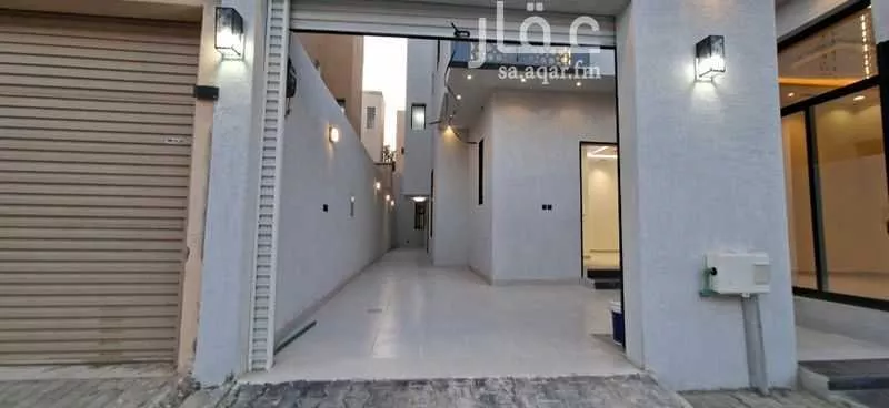 فيلا 5 غرف في العريجاء الوسطى 2