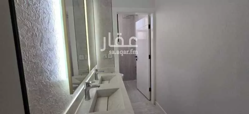 5 bedroom apartment in Sultana, Riyadh 11