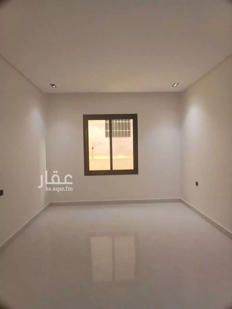 3 bedroom villa in Tuwaiq, Riyadh 12