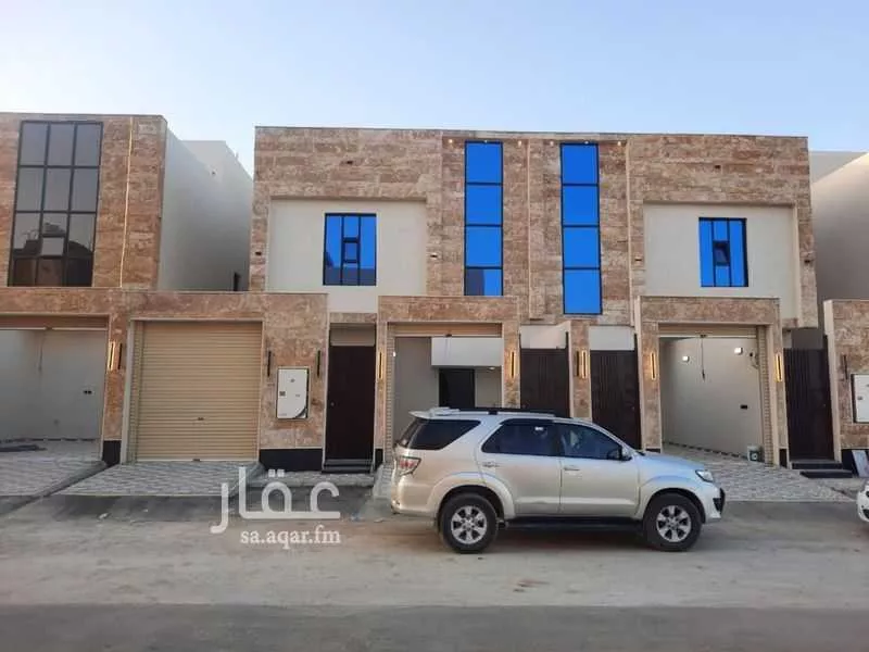 4 bedroom floor in Tuwaiq