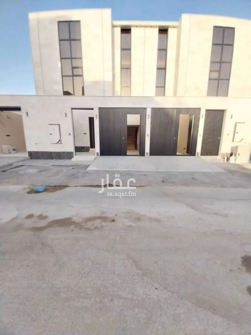 3 bedroom villa in Tuwaiq, Riyadh 11