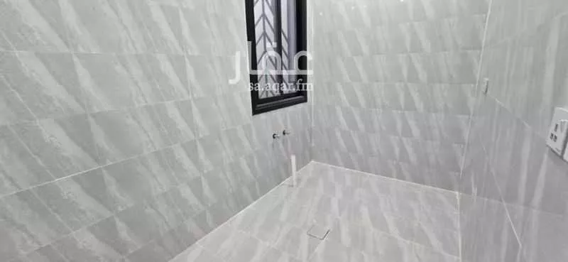 5 bedroom apartment in Sultana, Riyadh 6