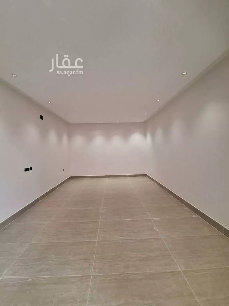 4 bedroom villa in Tuwaiq, Riyadh 11