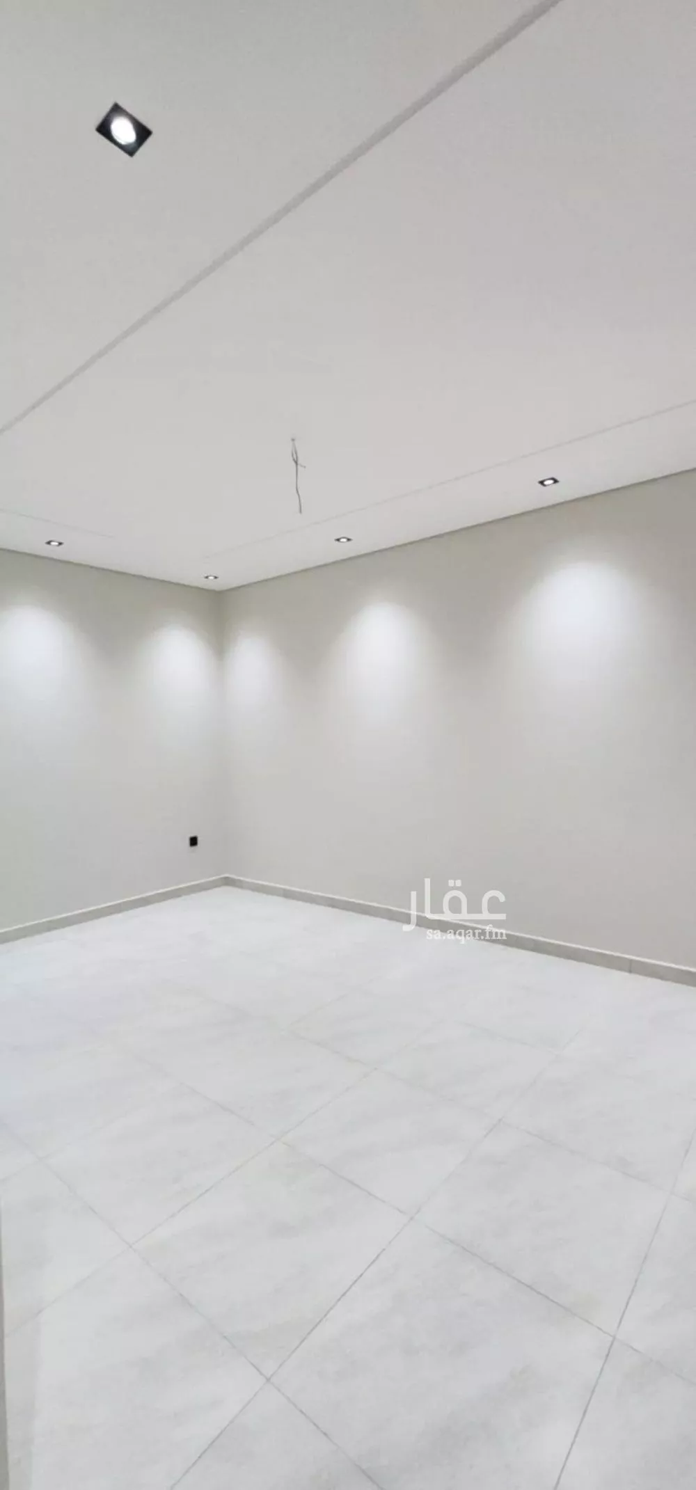 شقة 3 غرف في النزهة 4