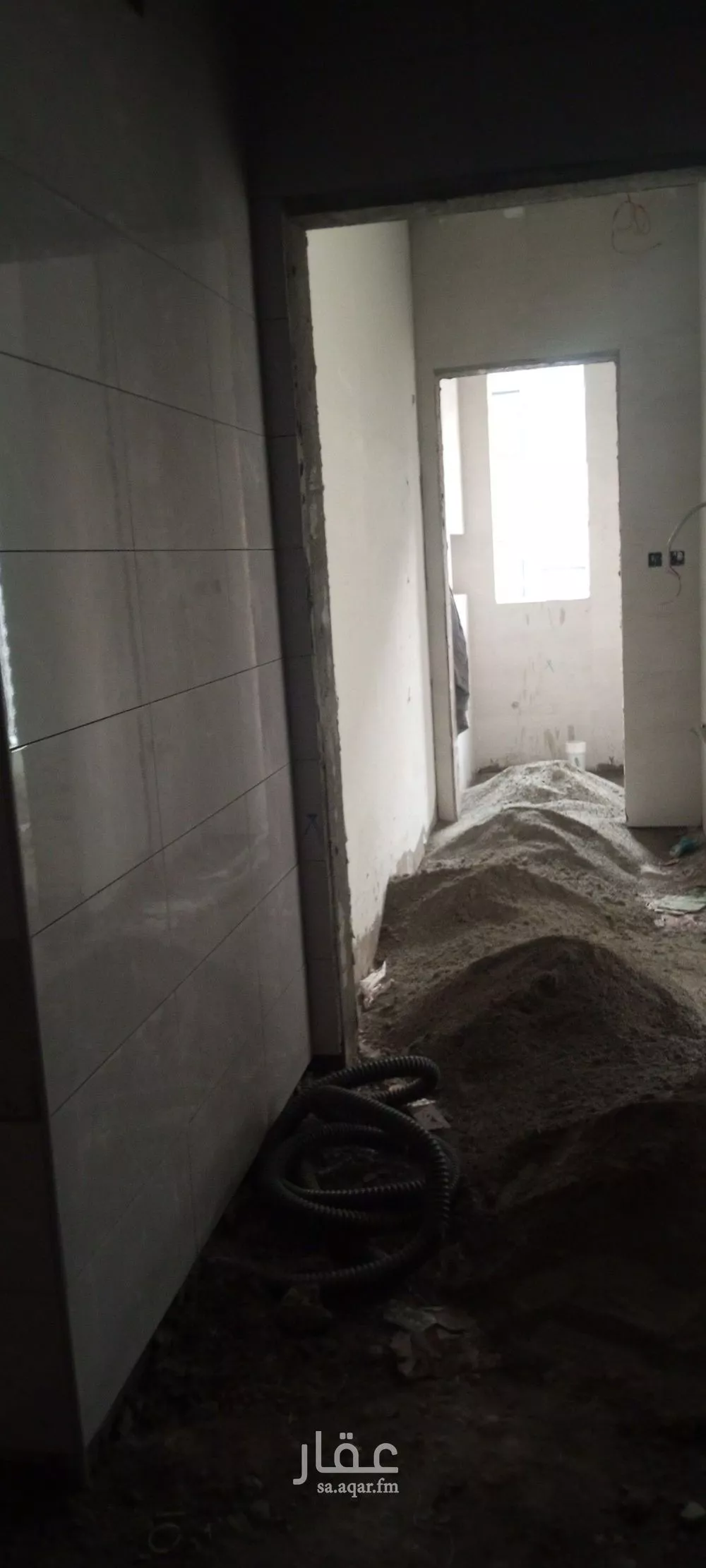 شقة 4 غرف في الواحة 5